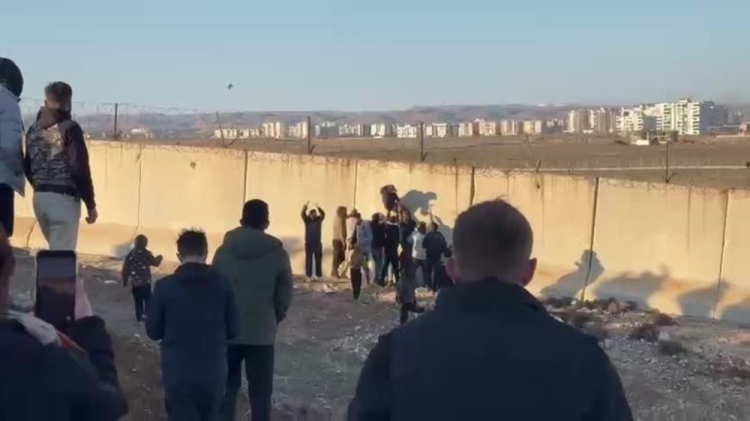 Ciwanên Bakur derbasî Rojava bûn