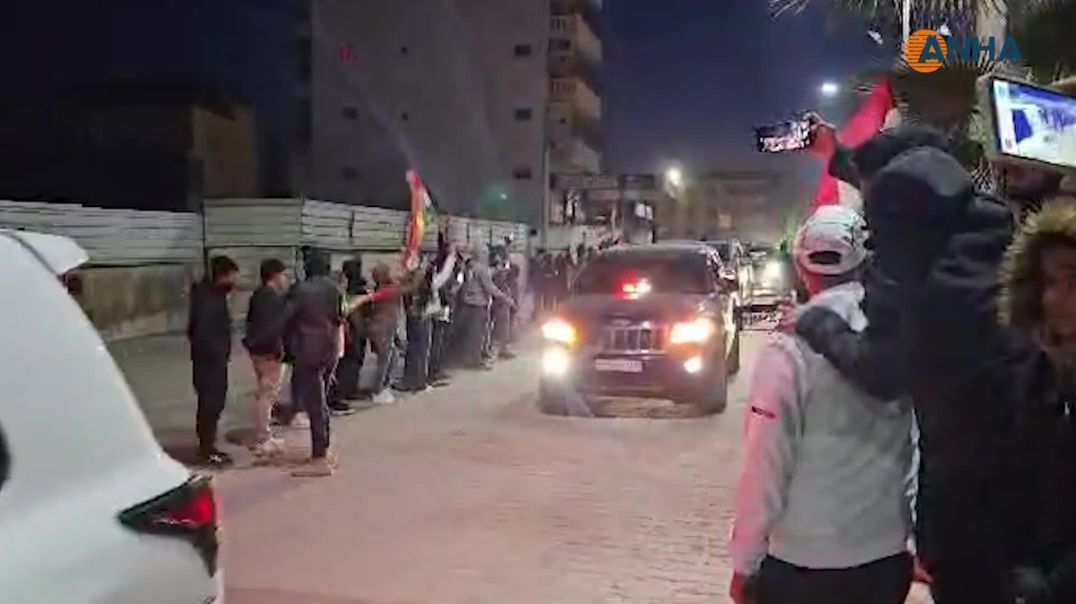 ⁣بعد ثماني سنوات.. أول قافلة لمهجّري عفرين تصل إلى ديارها
