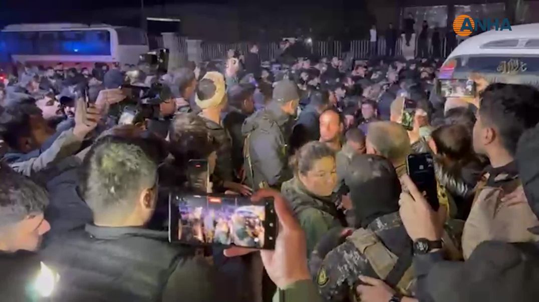 الأهالي يستقبلون دفعة جديدة من الأسرى لدى الحكومة المؤقتة